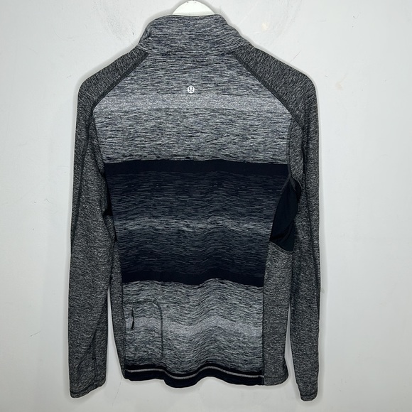 Lululemon Universal Stripe Black Soot Light White Core 1/2 Zip Pullover Mens M - Picture 3 of 6